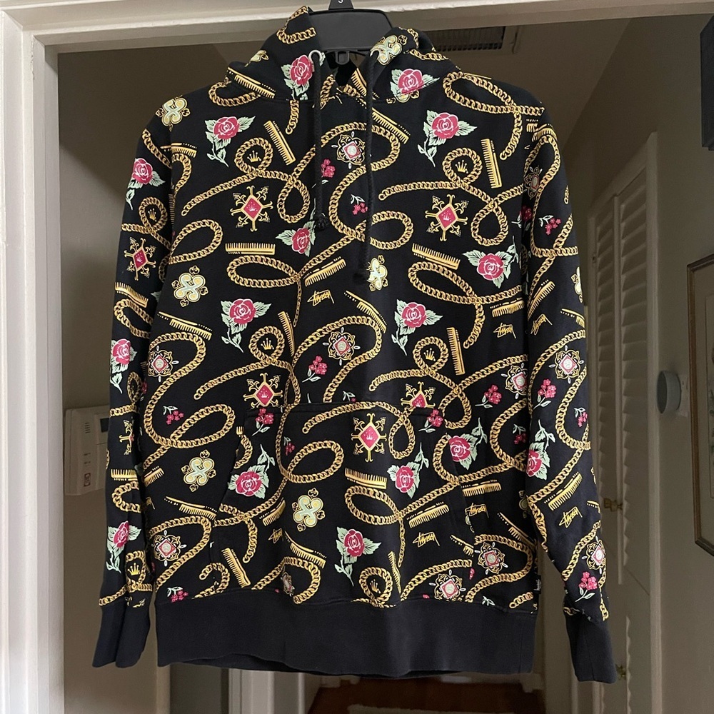 EUC Stussy Gold Chain Print Hoodie
